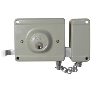 CHAPA DE S/P YALE ACORAZADA 105 50 CON CADENA DERECHA (3084)